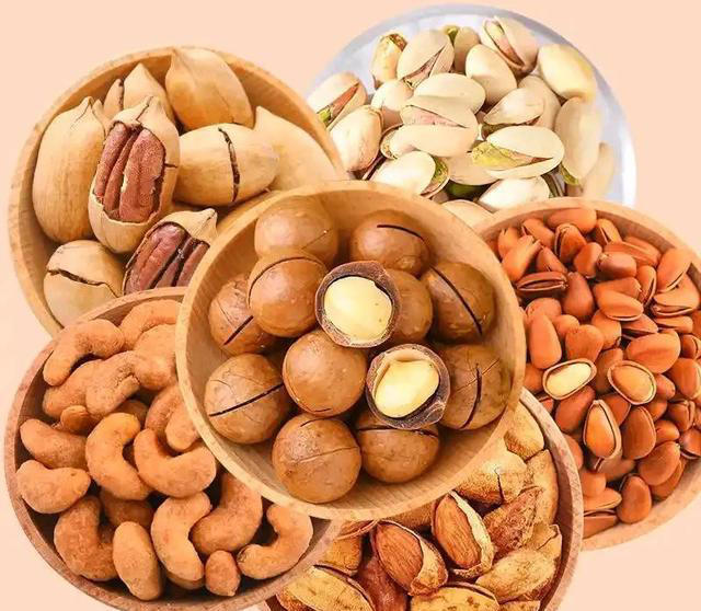 提醒大家：别往冰箱放这6样东西，越放越坏，起反作用。