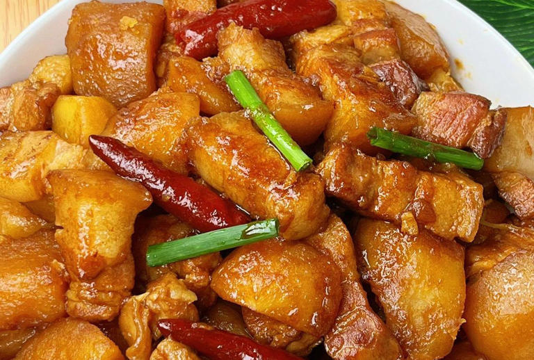 推荐5道五花肉烧土豆的家常做法,肥而不腻,粉糯入味,解馋下饭