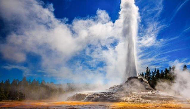 黄石美景藏杀机，4万原子弹威力，人类能撑多久？