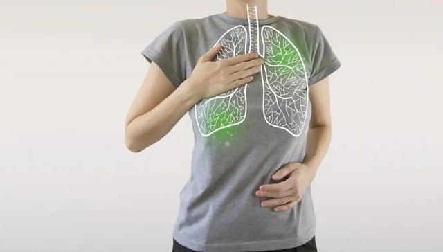 经常抽烟的人，多吃6种食物，肺可能会很“舒服”