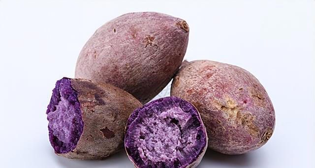 “花青素之王”不是蓝莓，而是它！要想皮肤好，多吃这7种食物