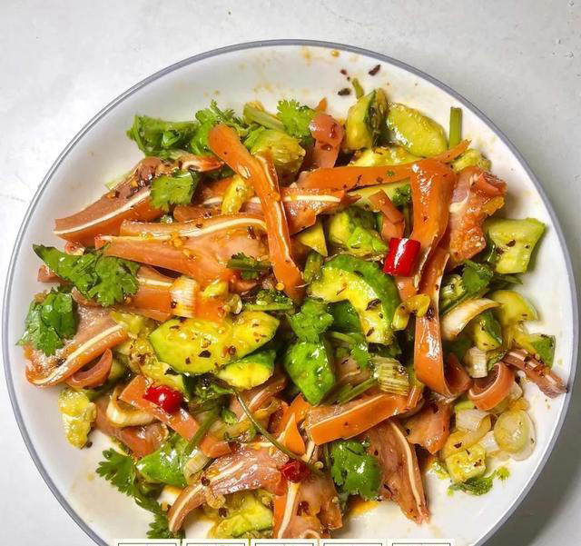 夏日炎热没食欲？推荐6款夏日凉拌菜，简单易上手，好吃不费力