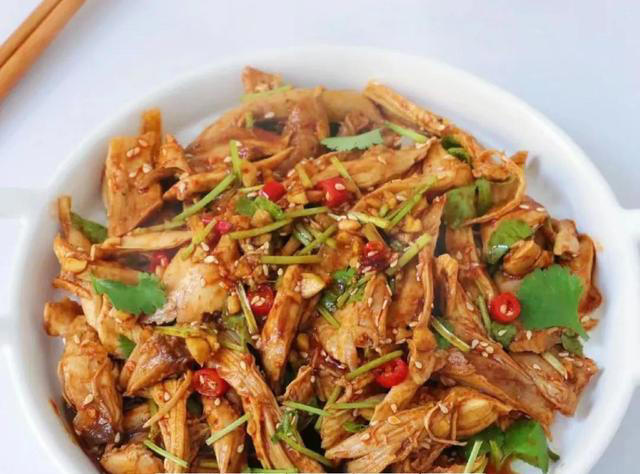 夏日炎热没食欲？推荐6款夏日凉拌菜，简单易上手，好吃不费力