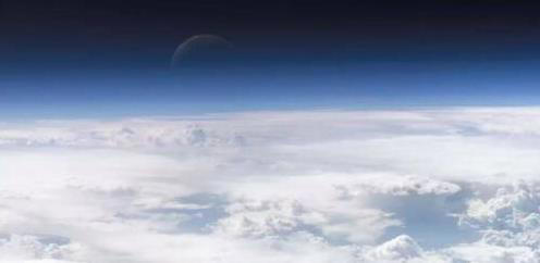 宇宙险恶环境，地球如何安然生存？太阳、木星、月球竟是关键！