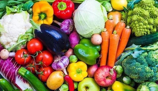 脑供血不足的人，起床时常有4种表现，若你没有，说明大脑很健康