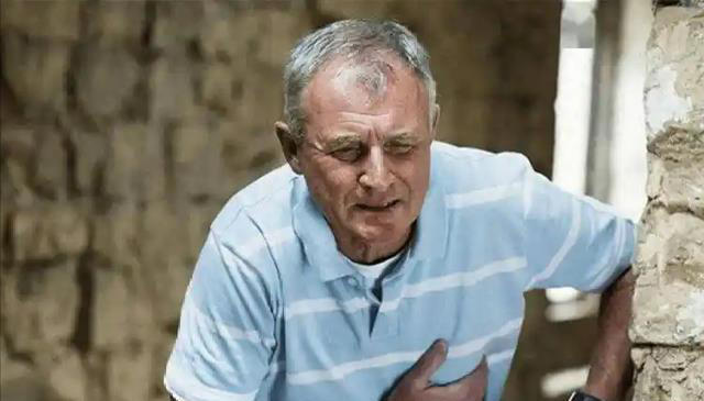 医生提醒心脏不好的人：要牢记睡觉2不要，饮食3不吃，日常4不做