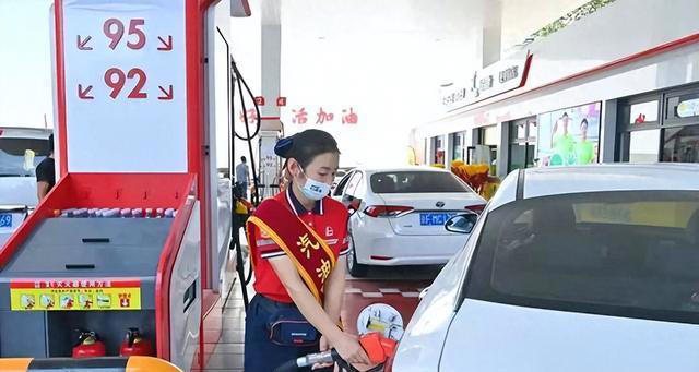 95油跟92油耐用多少，实测结果一目了然，3升测试结果