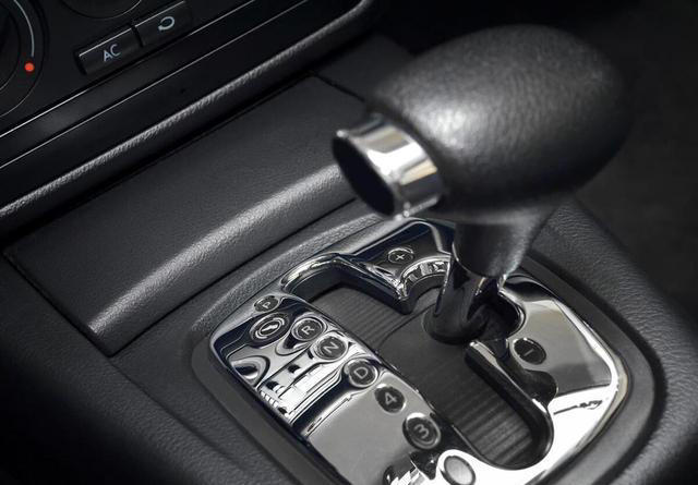 自动挡的“手自一体”该怎么用，你知道吗？别把手动模式当摆设