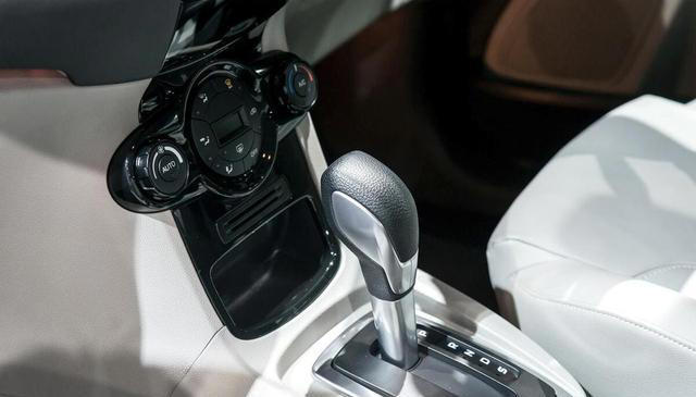 自动挡的“手自一体”该怎么用，你知道吗？别把手动模式当摆设
