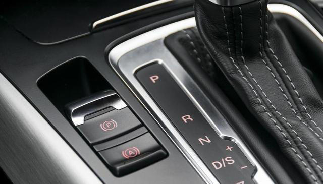 自动挡的“手自一体”该怎么用，你知道吗？别把手动模式当摆设