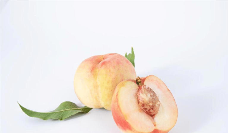 立秋后，要懂得忌嘴！建议：少吃3瓜，多吃4果，润燥养肺过好秋