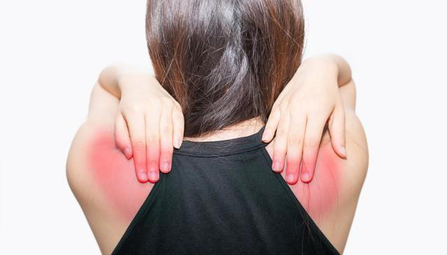 肾有没有病，看脖子就知道？医生：患肾病的人，脖子会有3种表现