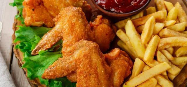 全球近一半肝癌在中国，再次提醒：家中的3种食物，尽早撤下餐桌