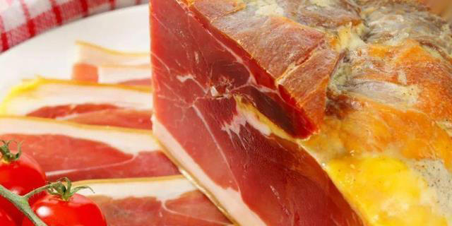 全球近一半肝癌在中国，再次提醒：家中的3种食物，尽早撤下餐桌