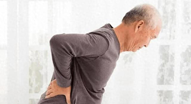 警告：肾病发出的第一个信号，通常在脚上，很多人都没放心上