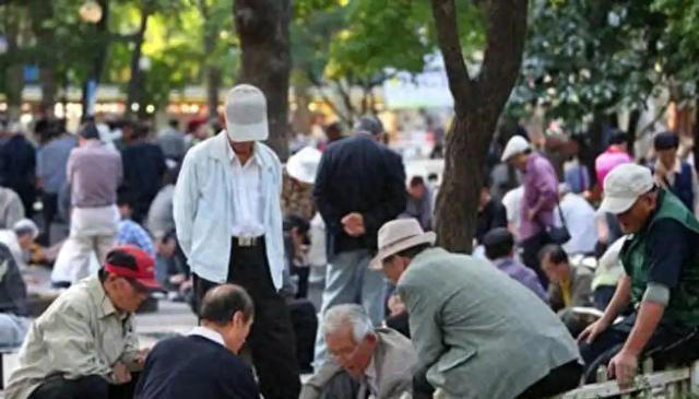 警告：肾病发出的第一个信号，通常在脚上，很多人都没放心上