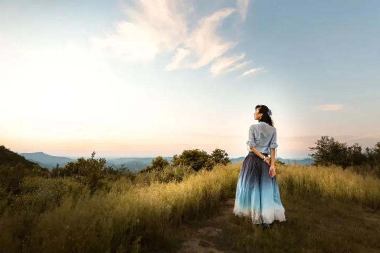 01&nbsp; 永远要对生活抱有希望 俗话说：“希望越大，失望越大。” 我们经常告诫自己，不要设定太长远的目标，期待不着边际的事情。 因为计划没有变化快，期待到最后，往往只会落得一场空。 总抱着这些想法的人，都是典型的逃避型人格。 诚然，不是每个