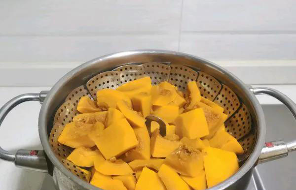 李兰娟：早餐是养肝“黄金期”，建议多吃3种早餐，全是肝脏的最爱