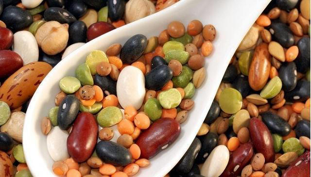 米饭、馒头和面条，哪种更容易升血糖？主食吃对了，血糖稳稳地！