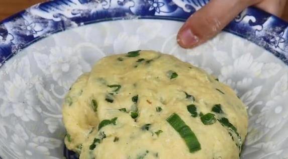 早餐饼简单一揉，出锅香酥层次多，比买的还好吃！