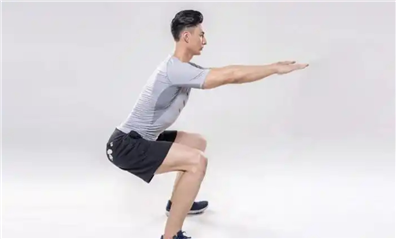 走路膝盖突然“软”一下？或许是这些疾病的信号