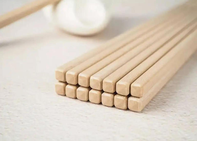 筷子用了三千年，为啥不换钢的？环保真相出乎意料