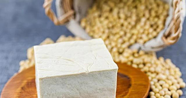 建议中老年人：别心疼钱！这6种“高蛋白菜”要多吃，越吃越年轻