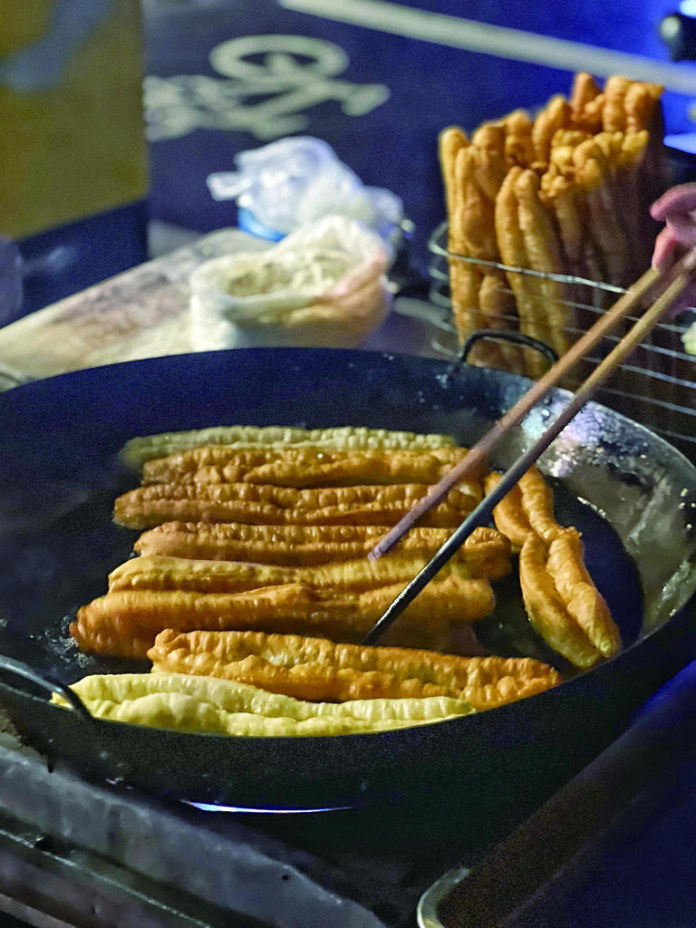 山城美食，藏在小巷深处的“巴壁馆”