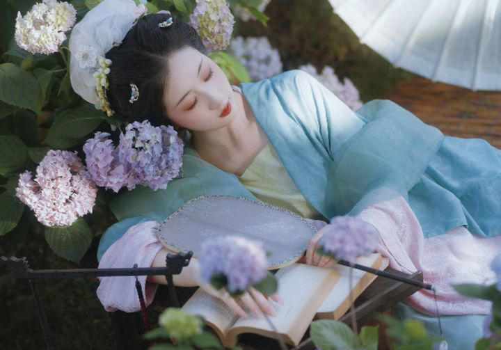 古典风格：如何成为气质女神？