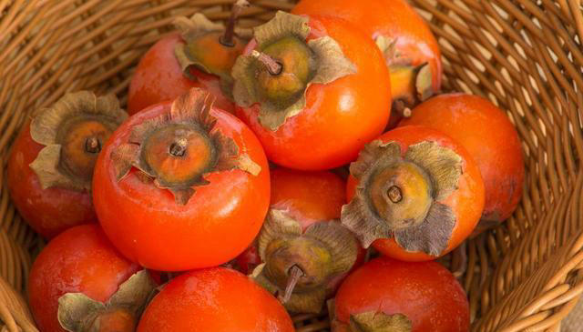 花生的“死对头”，医生提醒：二者万不可同吃，吃花生禁忌要牢记