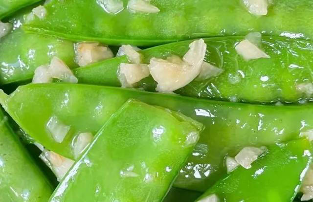 年夜饭，除了大鱼大肉，推荐八道素菜，清爽解腻又营养，老少皆宜