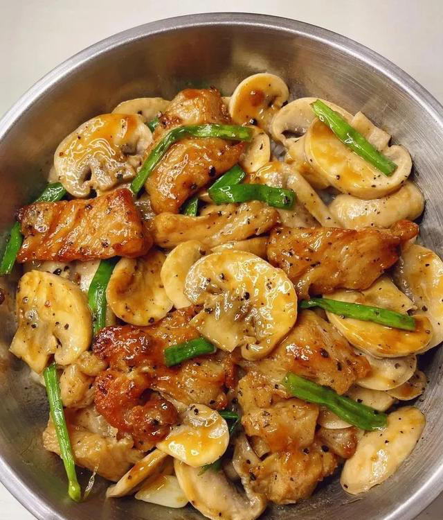 气血不足，推荐8道炒菜可以多吃，营养美味搭配好，气血补得快