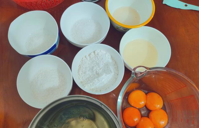 在家一次就成功的纸杯蛋糕教程