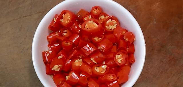 豆腐肉片好吃的家常做法，麻辣鲜香嫩滑爽口，每次都能多吃2碗饭