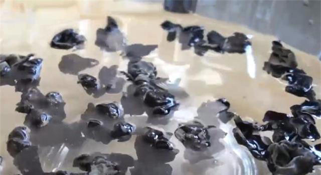 凉拌木耳总是做不出饭店的味道？原来窍门都在这里，看一遍学会