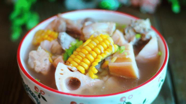 “夏养心，秋养肺”！立秋后，多吃这4样食材，润肺防秋燥少生病