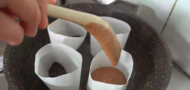 如何在家做可可厚松饼？这个配方低糖健康，一口平底锅就能搞定