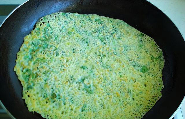 5分钟的简易早餐鸡蛋饼，三种做法，美味又营养