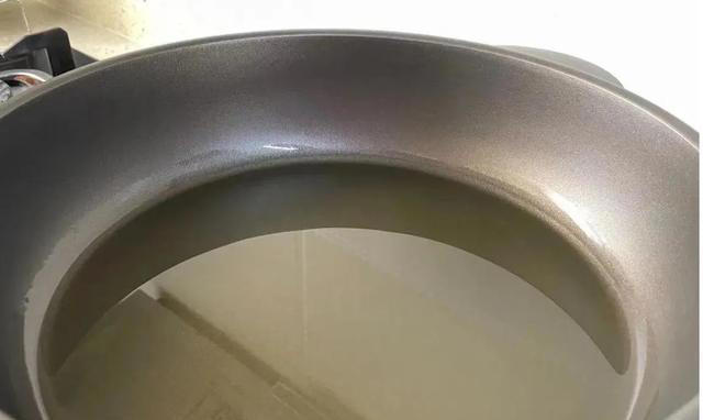 煎鱼怎么做才好吃？多加这3步，不粘锅不破皮，外酥里嫩！