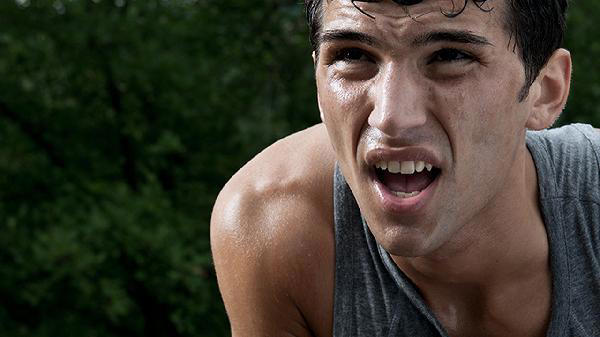 体内有疾，出汗先知？医生提醒：容易出汗的人，排查一下这6种病