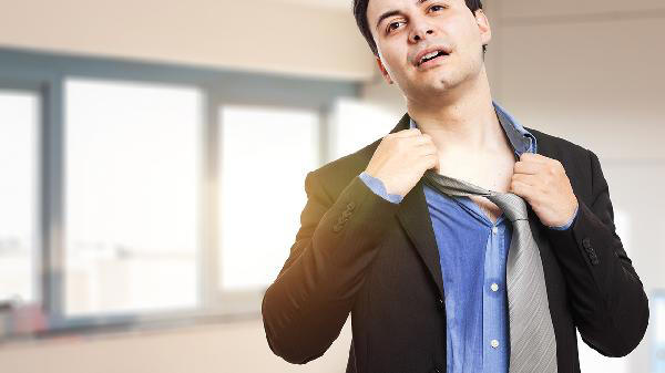 体内有疾，出汗先知？医生提醒：容易出汗的人，排查一下这6种病