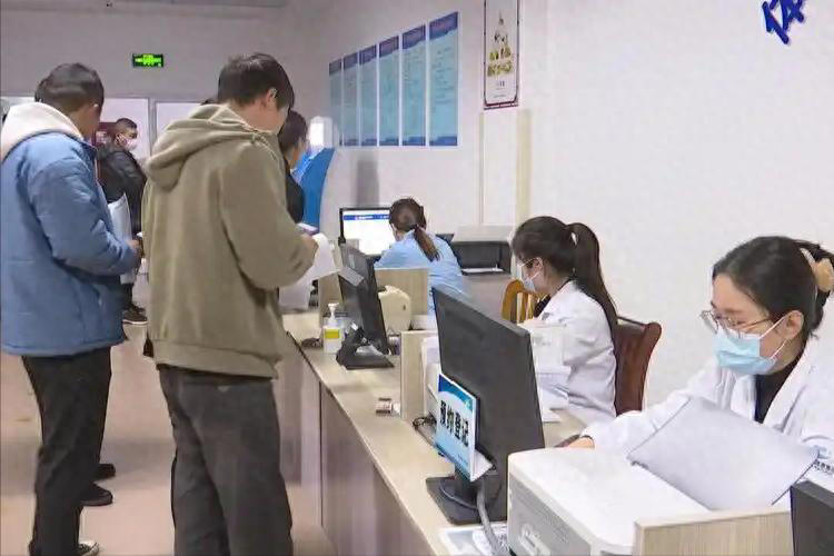 医生强调：患上脂肪肝的人，务必少吃这几种食物，或能预防并发症