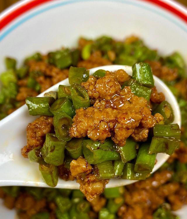 没胃口的时做这3道菜准没错，食材简单做法简单，一不小心就吃多