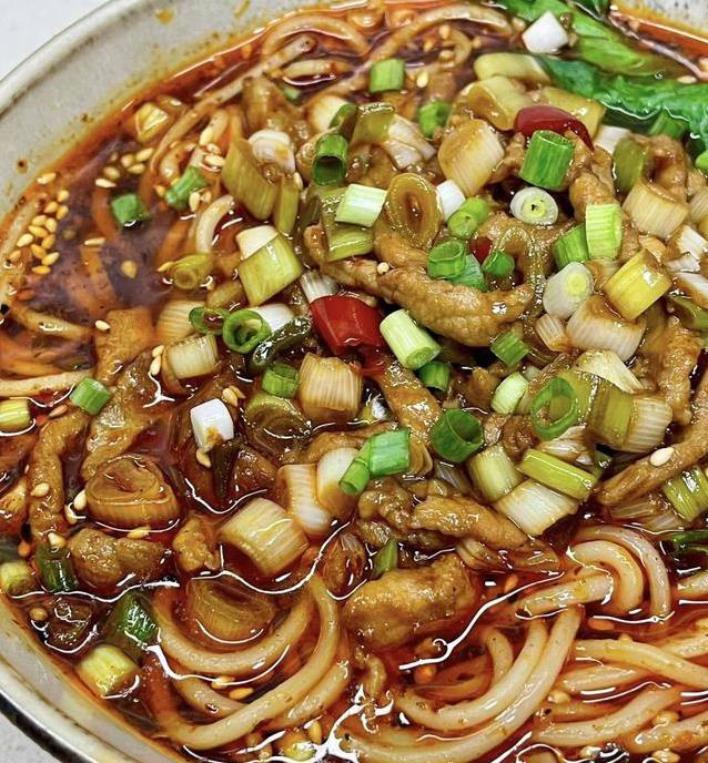 一碗鱼香肉丝面，酸甜里藏回忆，3步做出家的味道？