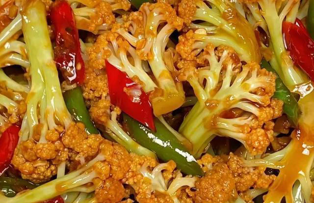 天气闷热食欲差，建议八道素菜别错过，清爽美味，吃一次，爱一次