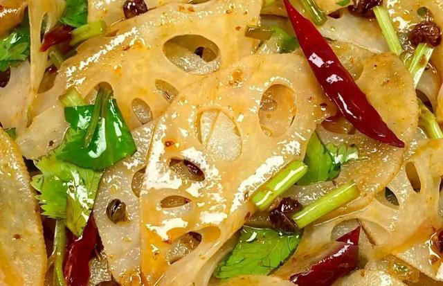 天气闷热食欲差，建议八道素菜别错过，清爽美味，吃一次，爱一次