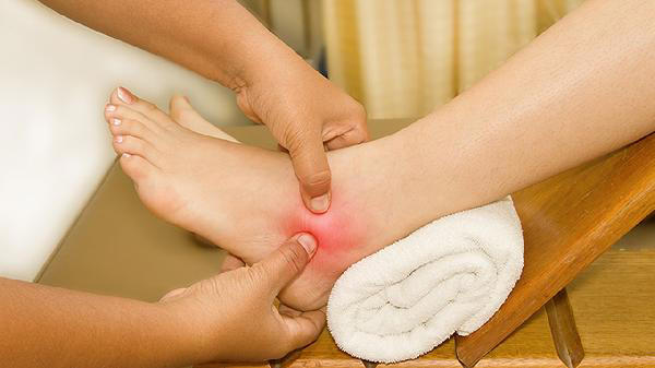 腿细影响健康？医生直言：身体这几个部位太粗或太细，可能都是病