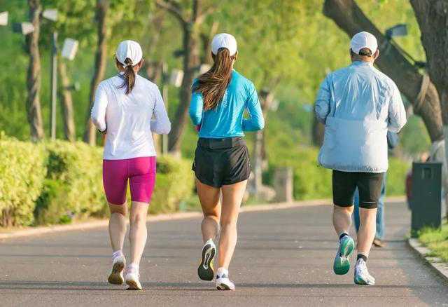 想长寿，晨起三不要，饭后三不急，睡前三不宜！