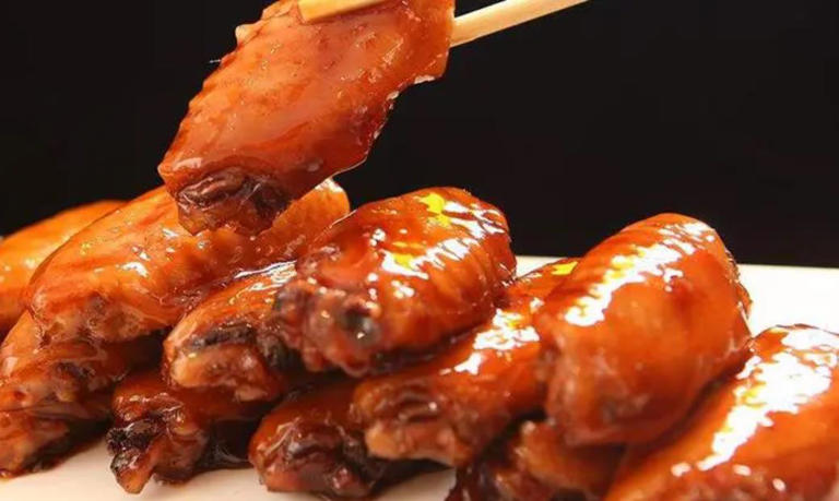 鸡翅的几种做法，好吃到舔手指，快来看看怎么做的