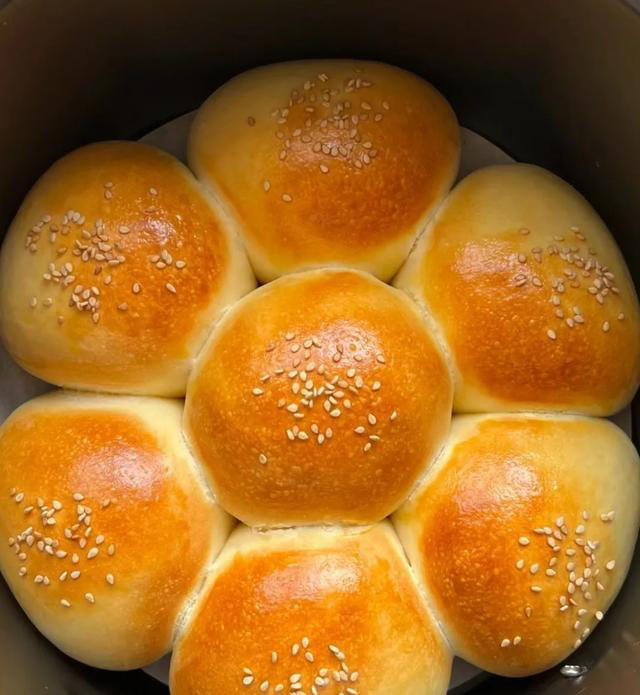 喜欢吃的面包快来看看！有这配方，自己在家就能吃到！